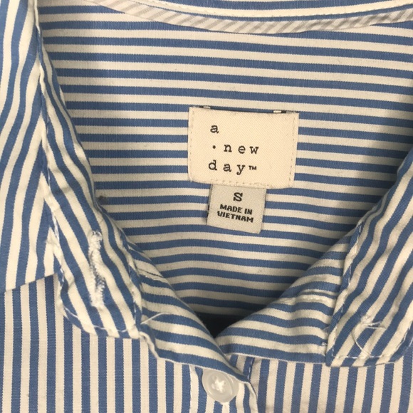 Women’s button up shirt - Picture 5 of 5